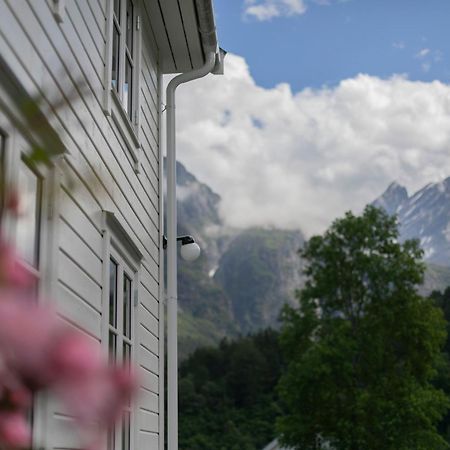 Ostigard 1810 Βίλα Åndalsnes Εξωτερικό φωτογραφία